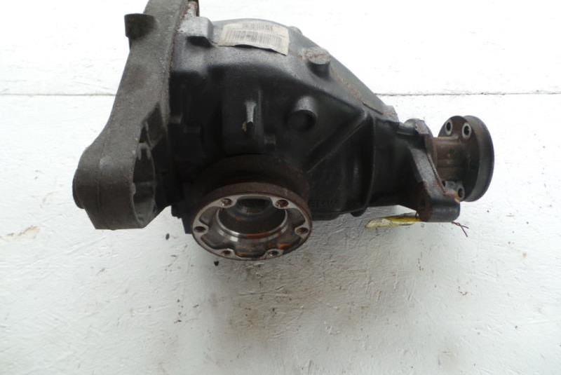 BMW 5er E39 BJ 00 Differential E2333M &Uuml;bersetzung 3 07